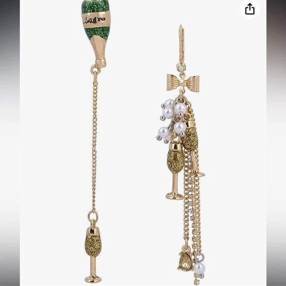 Brand new Betsey Johnson Champagne Earrings - Picture 1 of 2